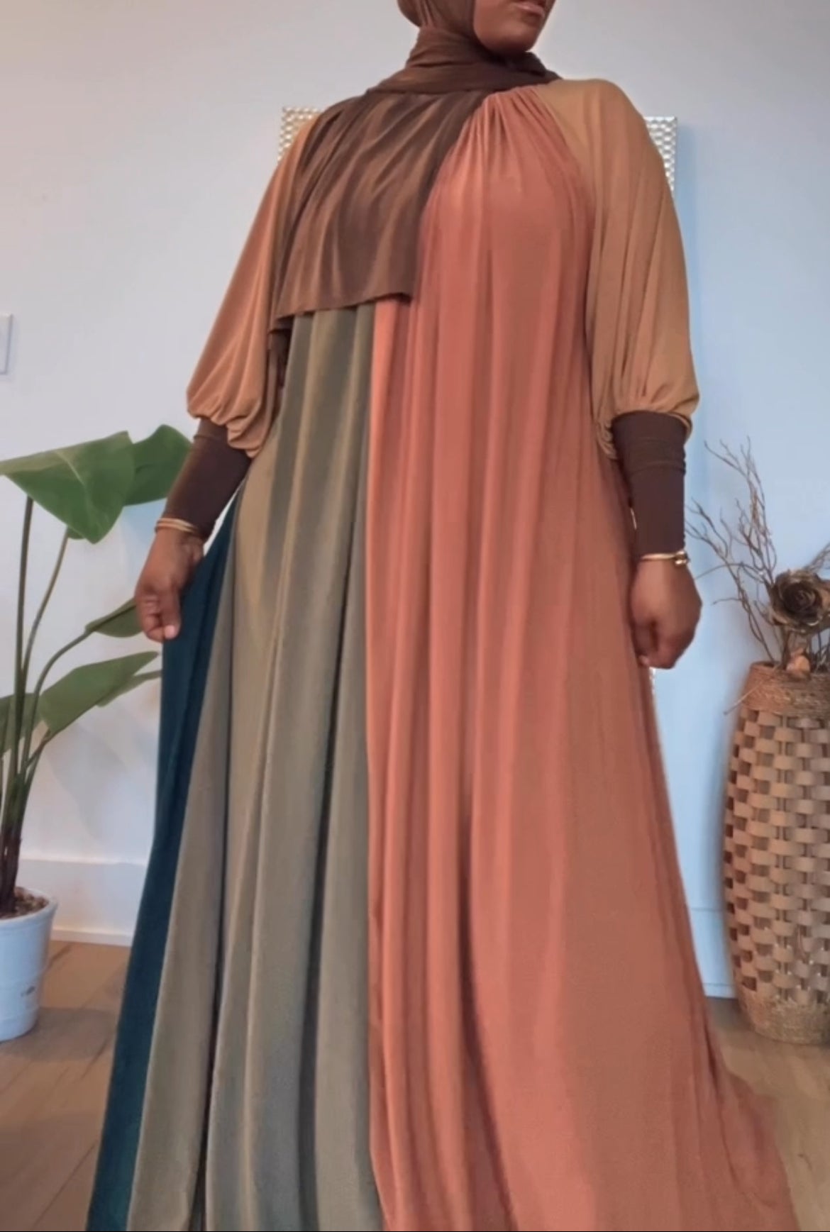 Colorblock Umbrella abaya (fall flow)