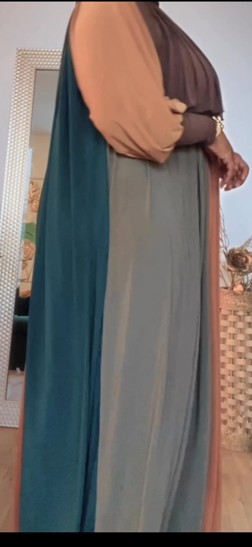 Colorblock Umbrella abaya (fall flow)