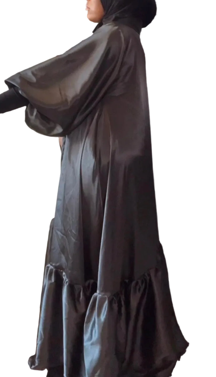 Satin umbrella duster w pleats